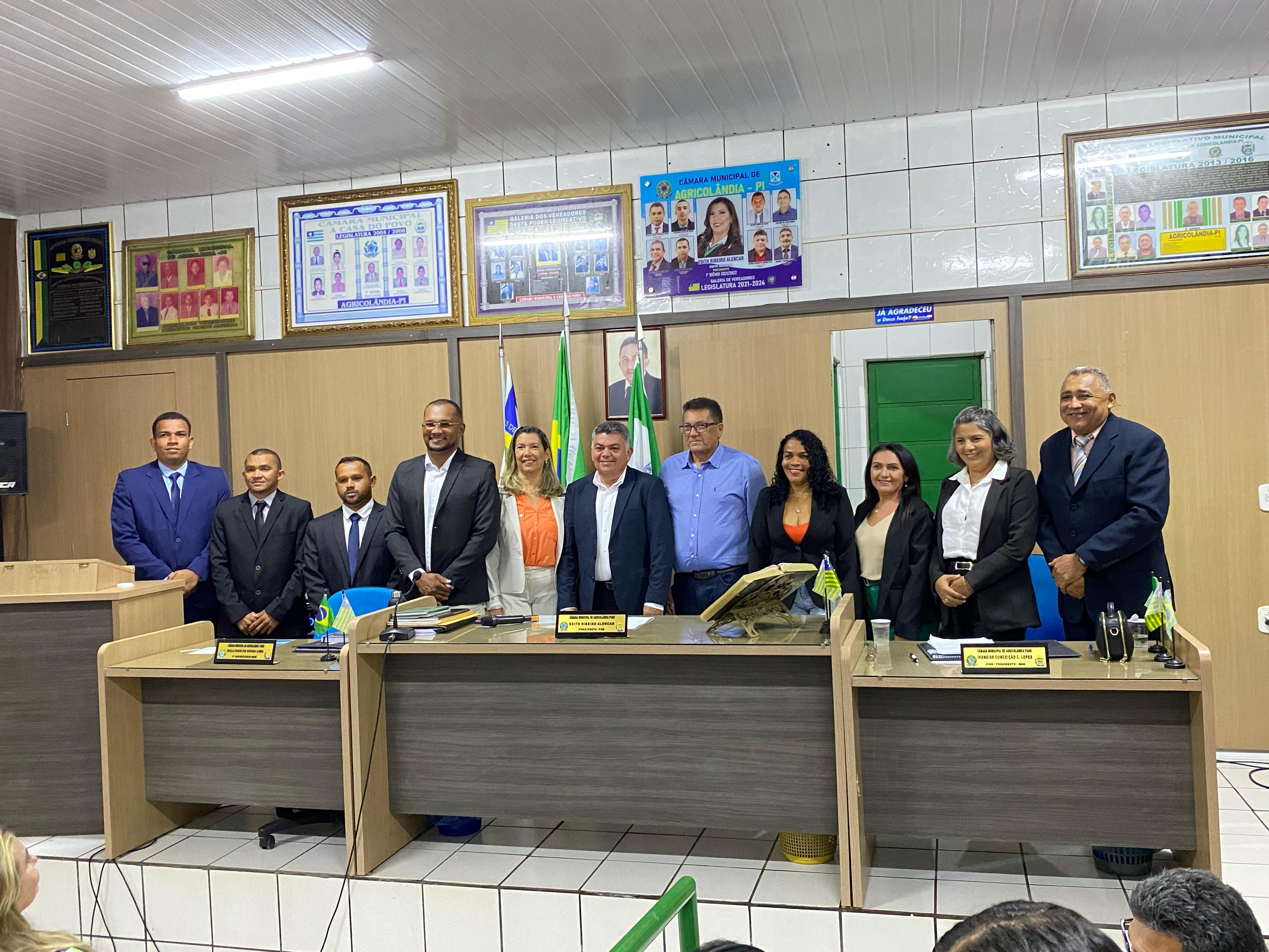 📜 Primeira Sessão da Câmara Municipal marca início dos trabalhos legislativos - 21/02/2025